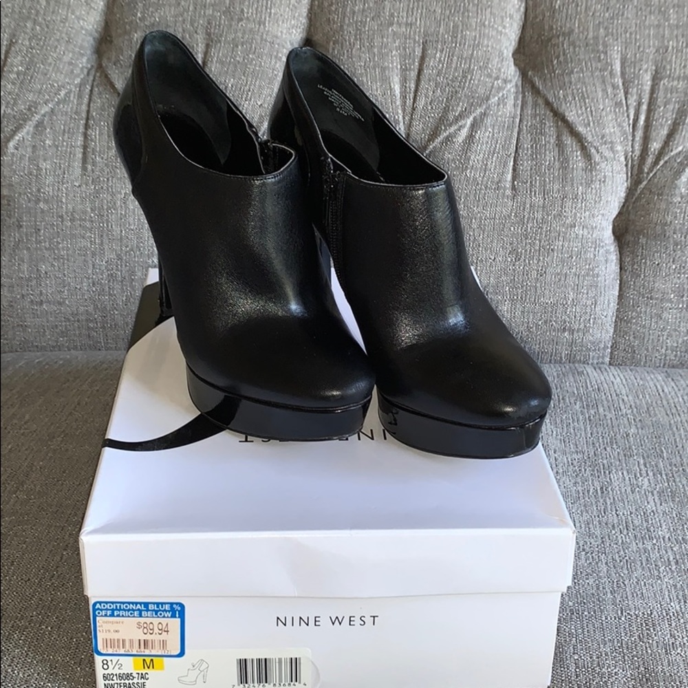 EUC Black platform booties size 8.5.